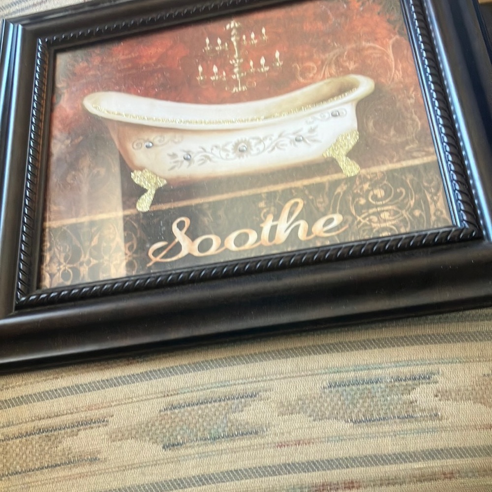 Elegant Framed Bath Art